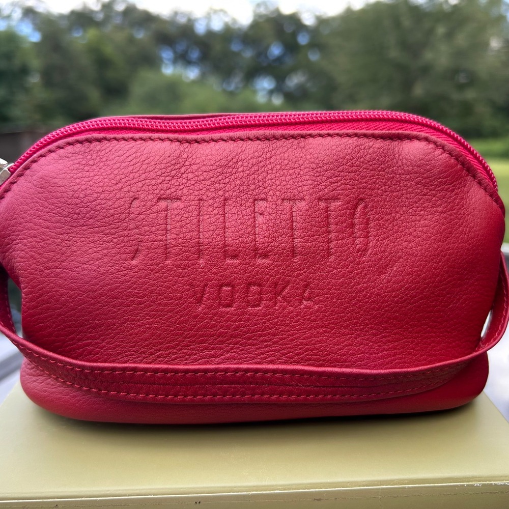 Stiletto Vodka Red Pebbled Leather Cosmetic Makeup Bag Travel Pouch Zip Case